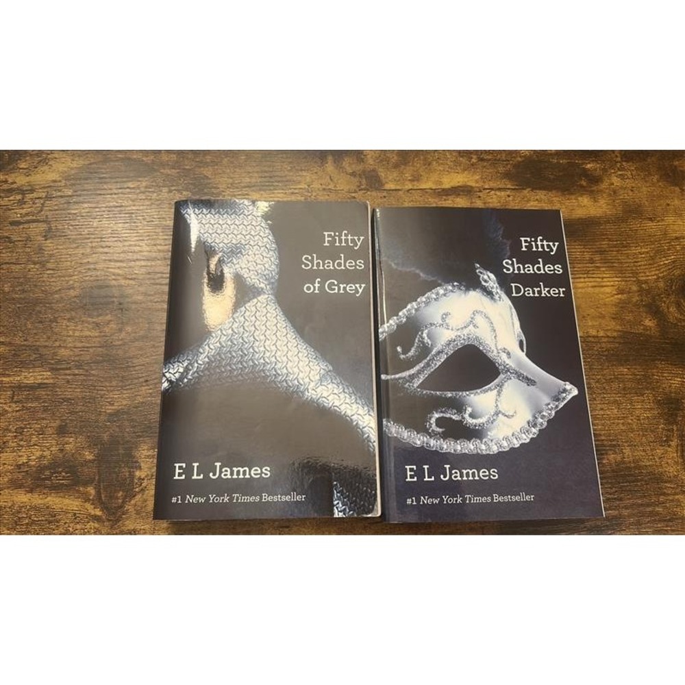 E L James Fifty Shades of Grey & Fifty Shades Darker Paperback Book Set Romance